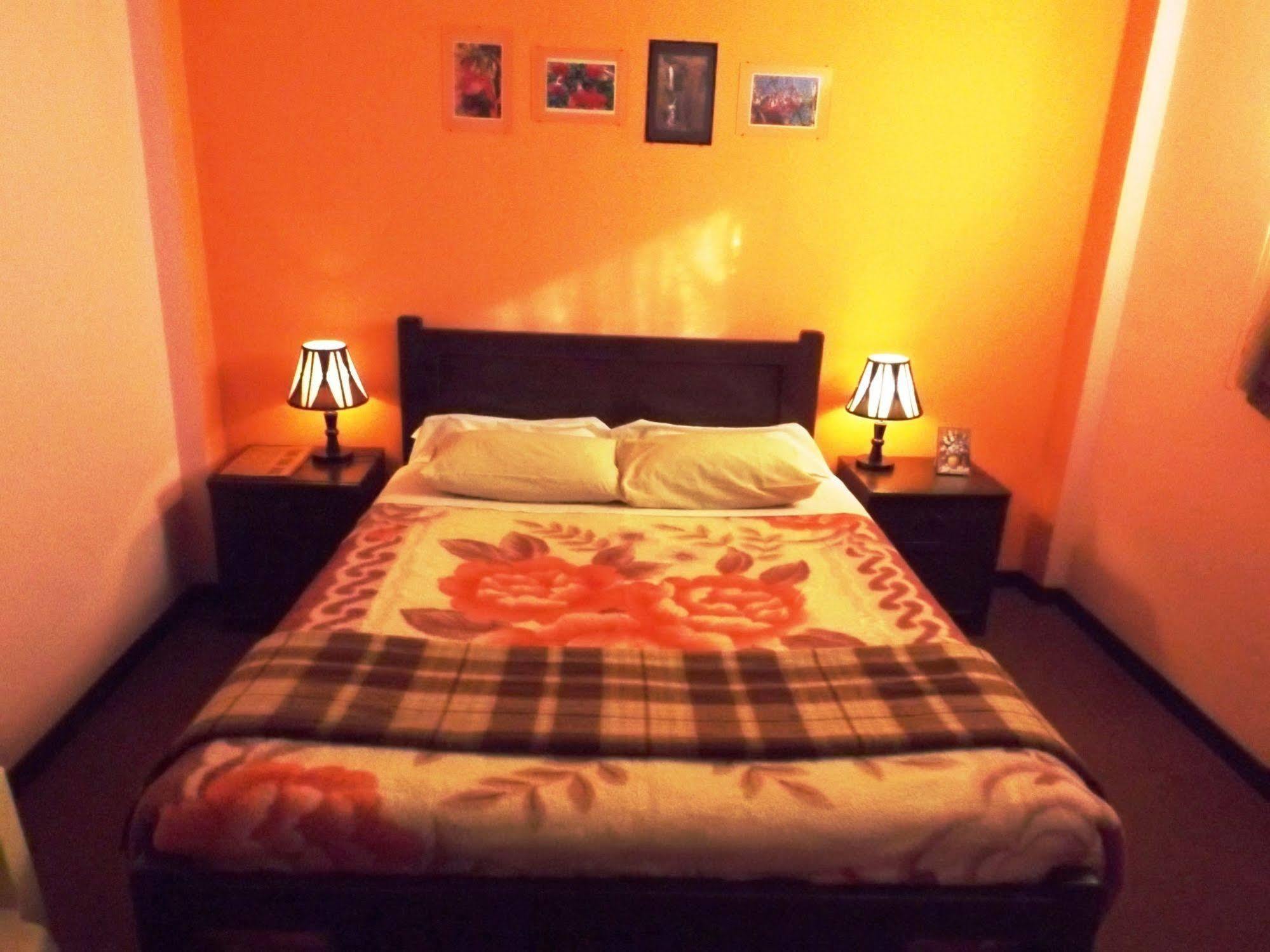 El Manzano Guest House 普诺 外观 照片